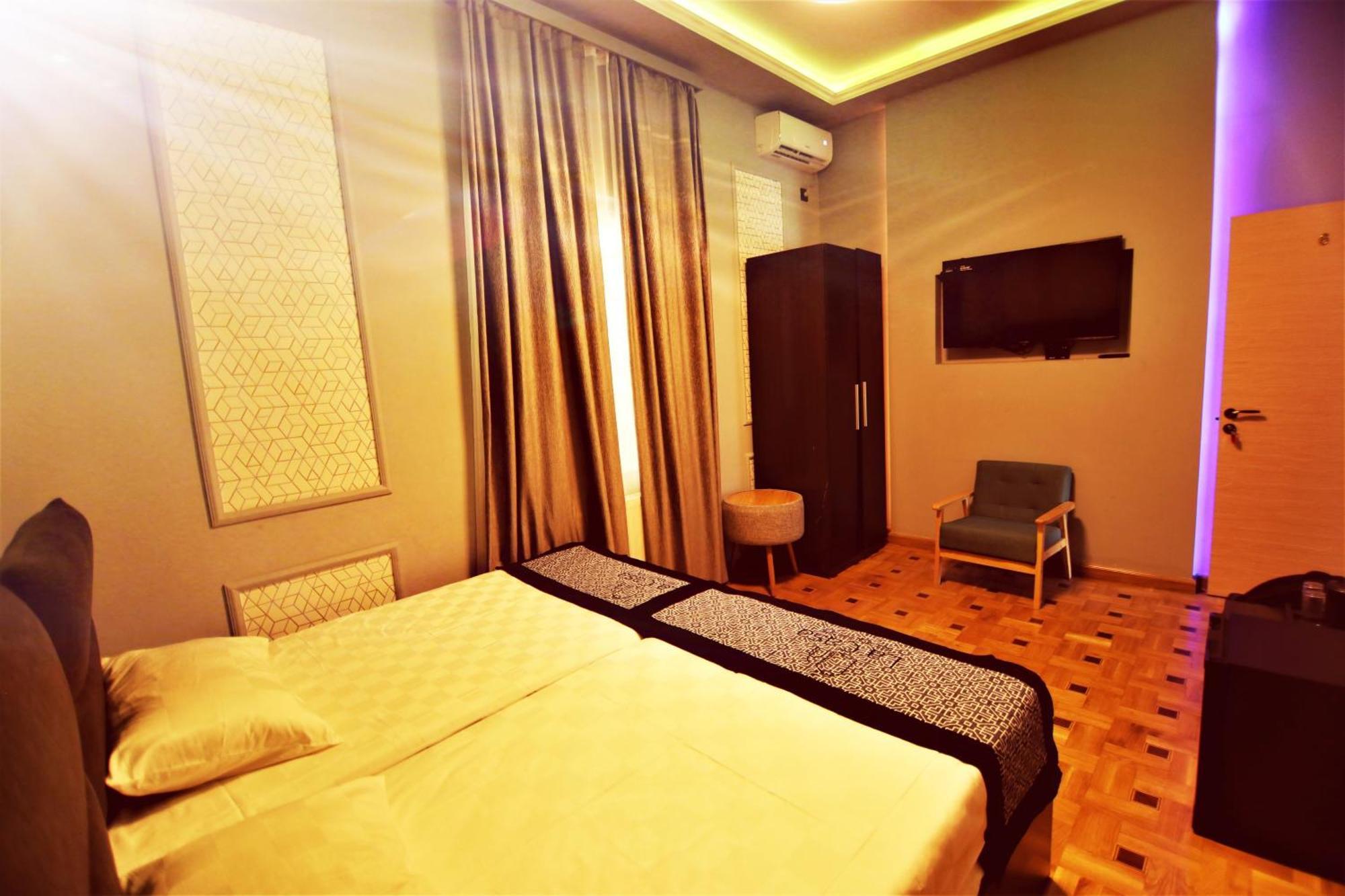 La Casa Hotel Єреван Номер фото